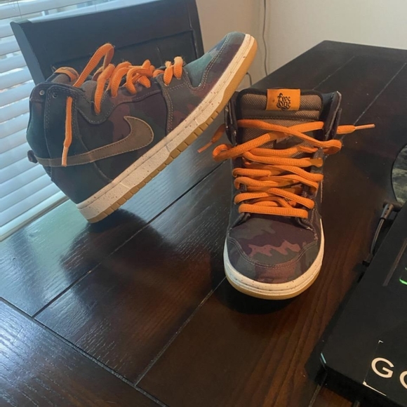 Nike SB Dunks Camo FiveOne0 - Picture 7 of 7